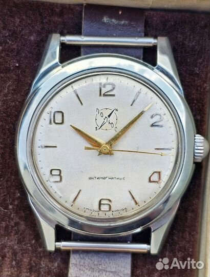 Часы Полюс СССР Антимагнитные