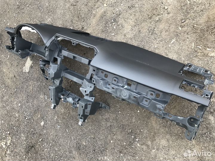 Lexus GX Торпедо