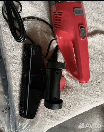 Вертикальный пылесос новый