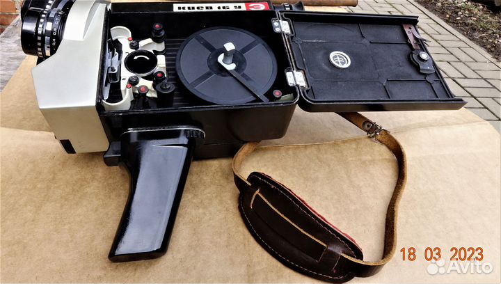 Кинокамера времён СССР Киев-16У-Э 16мм