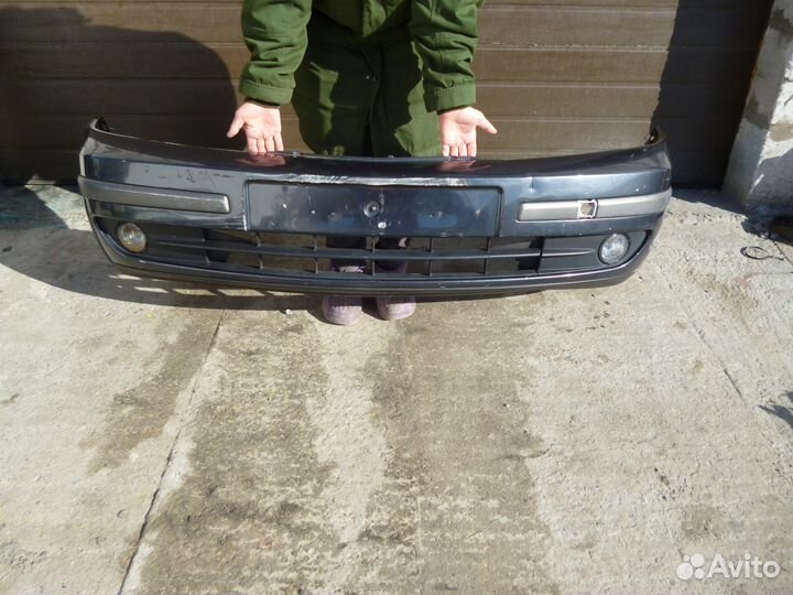Бампер передний Renault Laguna II Рено чёрный