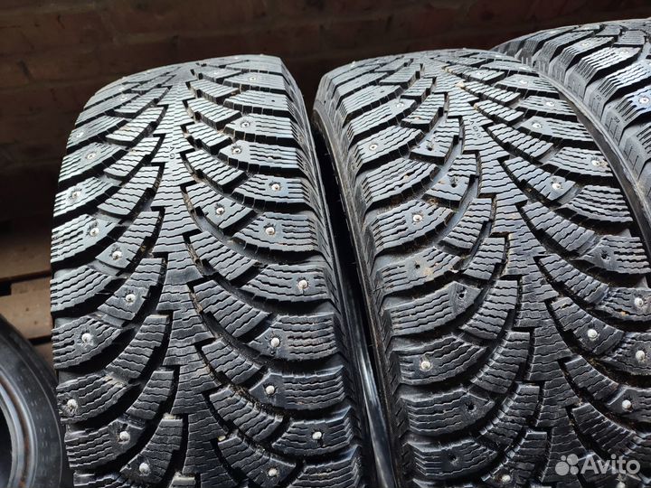 Nokian Tyres Nordman 4 215/65 R16