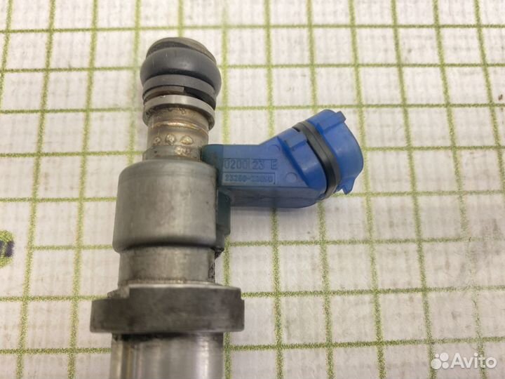 Форсунка инжекторная для Toyota Avensis II
