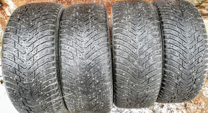 Nokian Tyres Hakkapeliitta 8 235/55 R17