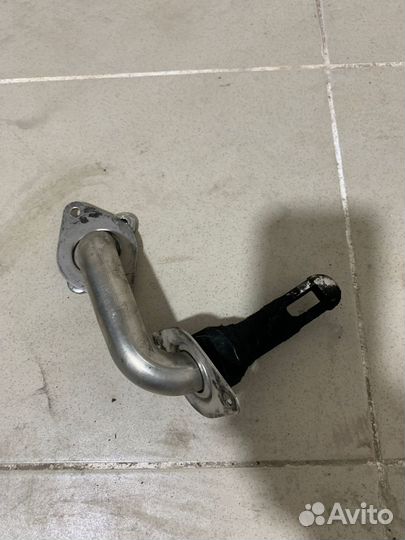 Трубка системы рециркуляции Mercedes