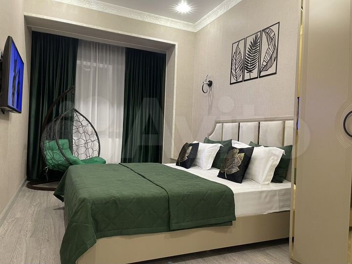 2-к. квартира, 65 м², 2/4 эт.