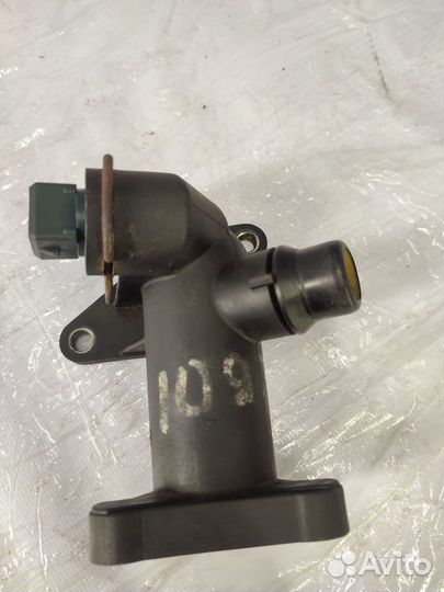 Корпус термостата Volkswagen Passat B5