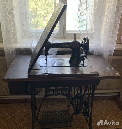 Швейная машинка зингер Singer (ножная)