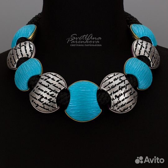 Комплект привлекательно дизайнерские украшения