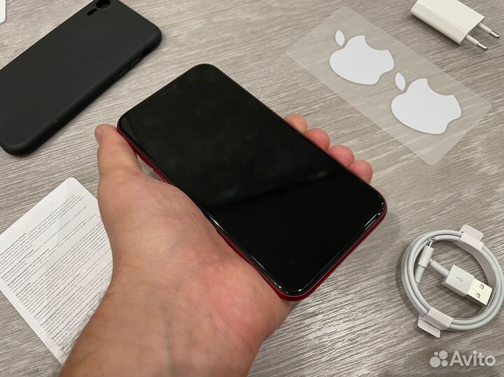 iPhone Xr, 64 ГБ