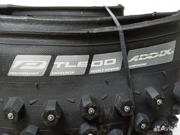 Schwalbe Ice Spiker Pro 27.5x2.25