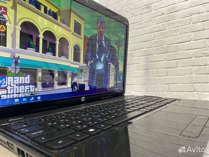 Игровой ноутбук Hp 2 видеокарты / 240 SSD / 4 ядра