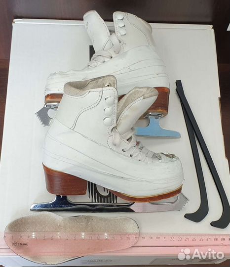 Коньки фигурные