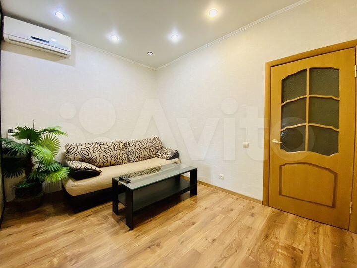 2-к. квартира, 49 м², 4/10 эт.