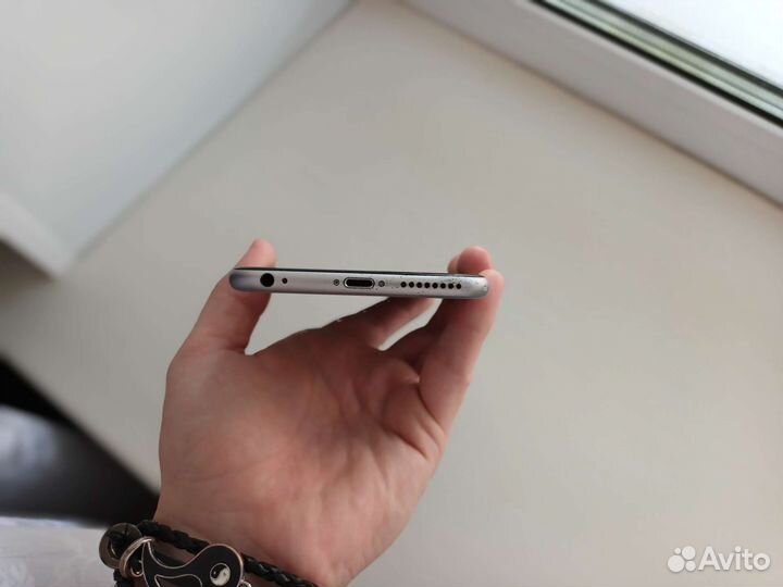 iPhone 6S Plus, 64 ГБ