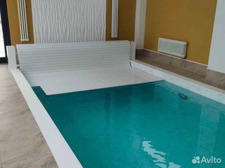 Сматывающее устройство для бассейна