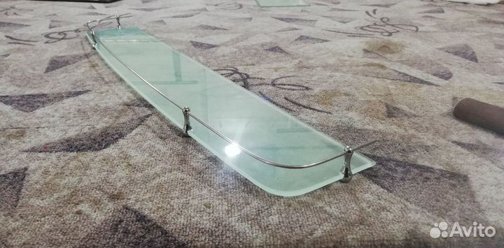 Стеклянные полки