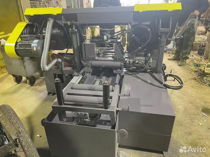 Ленточнопильный автоматический станок