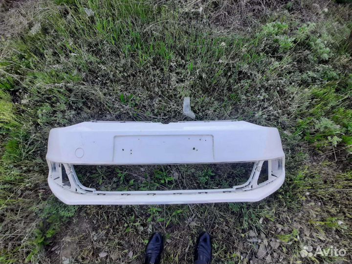 Бампер volkswagen джетта 2011г