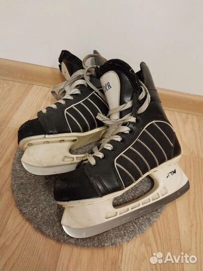 Коньки хоккейные