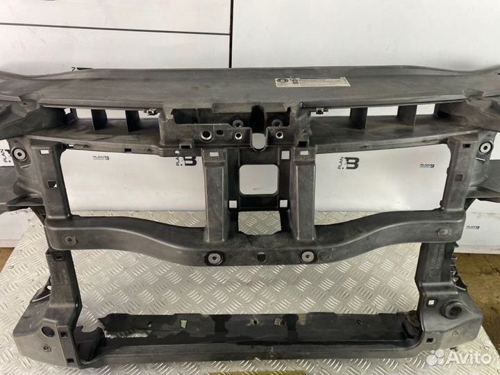 Передняя панель (телевизор) Volkswagen Passat B6