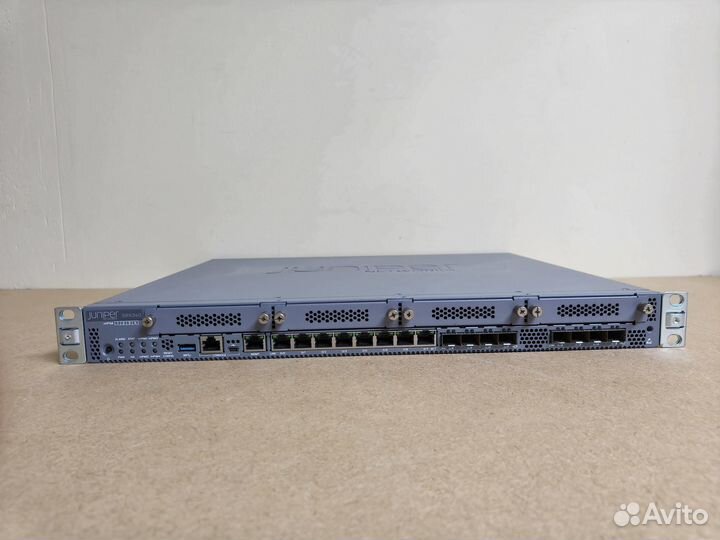 Межсетевой экран Juniper SRX340