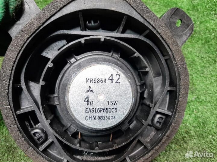 Динамик передней двери Mitsubishi Grandis 2008