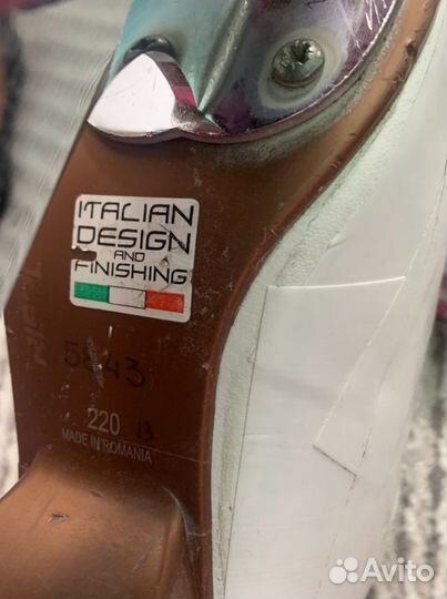 Фигурные коньки risport 220