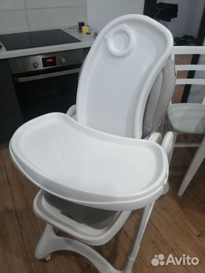 Стульчик для кормления Tommy New life