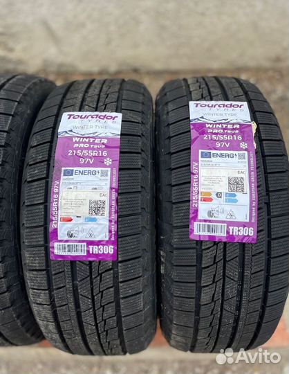 Tourador Winter Pro TSU2 215/55 R16 97V