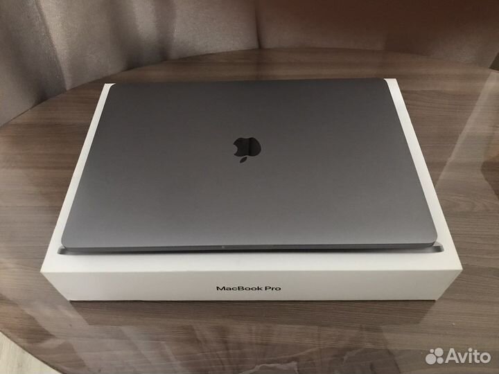 Apple MacBook Pro 16