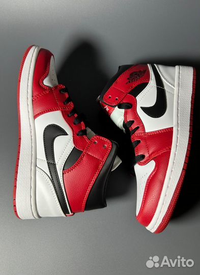 Кроссовки Air Jordan 1 Retro High OG Chicago Люкс