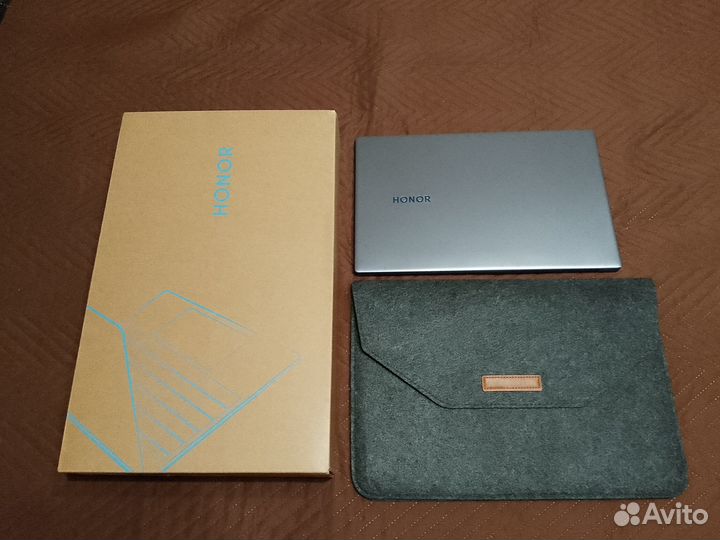 Ноутбук honor MagicBook 15 16/512гб AMD ryzen7/570