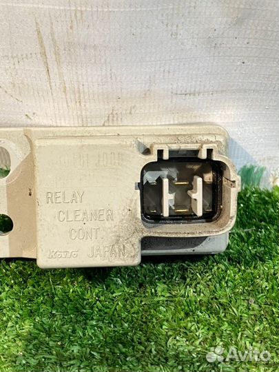 Реле омывателя фар (1) Subaru Forester SK9 FB25