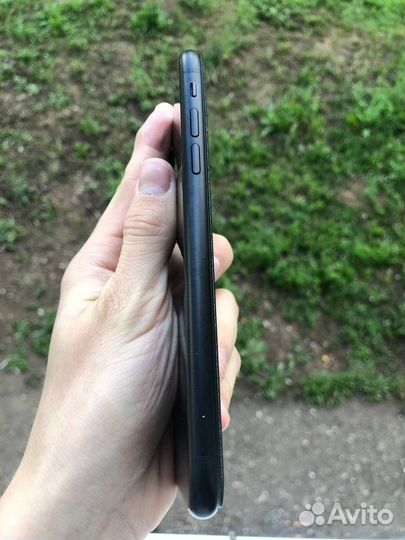 iPhone XR 128gb (отличный)