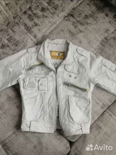 Джинсовая куртка