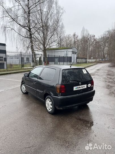 Volkswagen Polo 1.0 МТ, 1999, 200 000 км