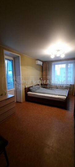 2-к. квартира, 50 м², 9/9 эт.