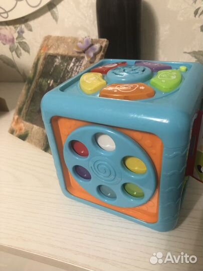 Кубик развивающий