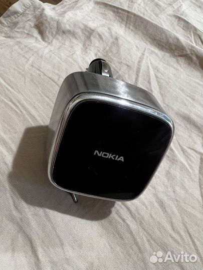 Автомобильная зарядка Nokia DC-9