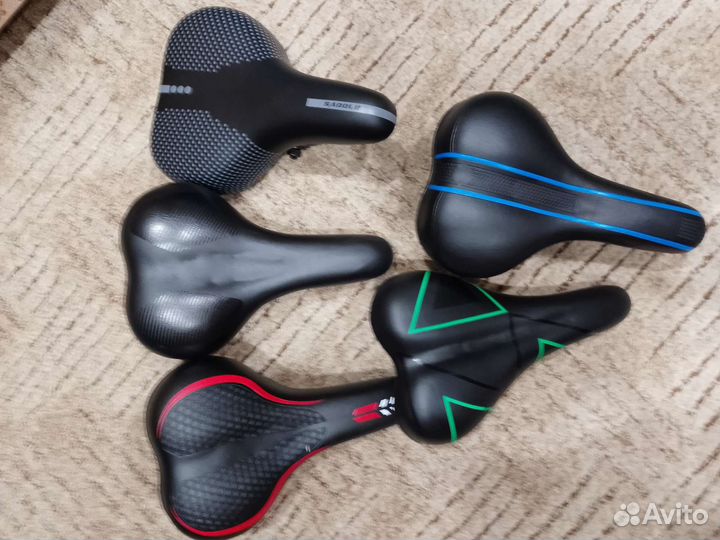 Сиденья и фонари для велосипеда