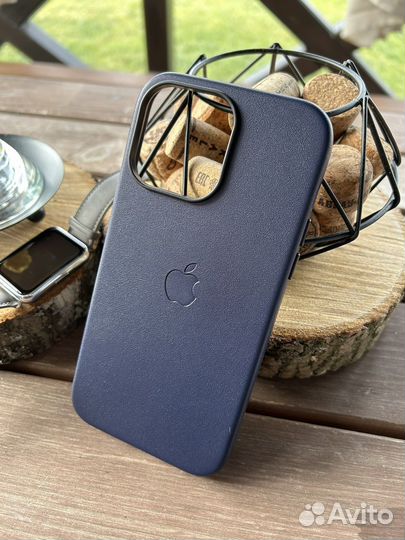 Кожаный чехол iPhone 14 Pro Синий