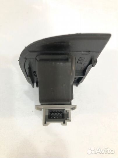 Кнопка стеклоподъемника Audi Allroad C5 BAS 2004