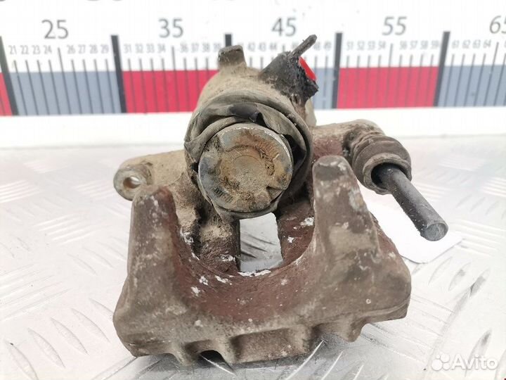 Суппорт задний правый для Audi A6 C5 8E0615424A