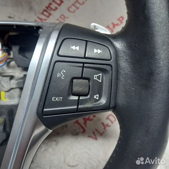 Руль Volvo V60 универсал D4204T14 2016