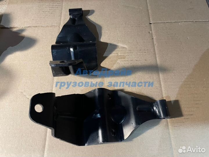 Петля капота Ман Тгс Тгх ответная часть