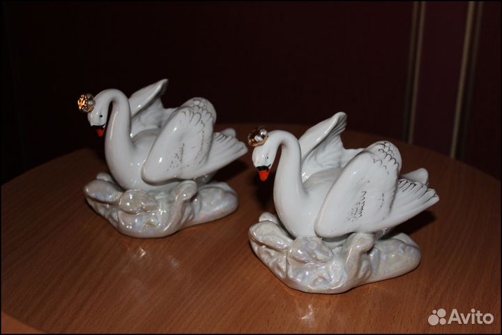 Фарфоровая статуэтка 