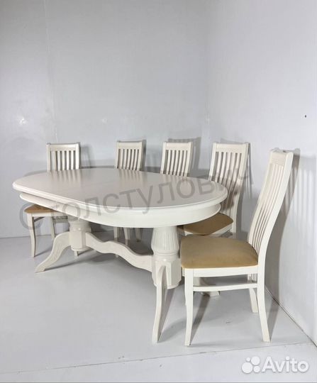 Столы и стулья