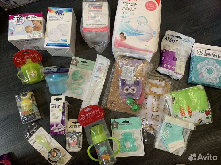 Новая детская посуда и другие принадлежности