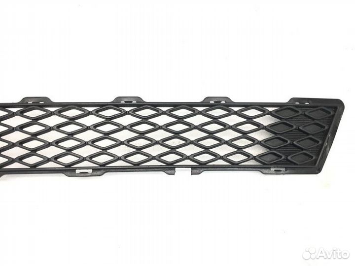 Решетка бампера передняя Kia Optima 3 седан 2.4